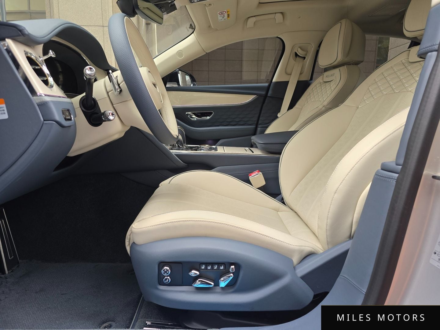 Bentley Flying Spur 2026 — миниатюра 7