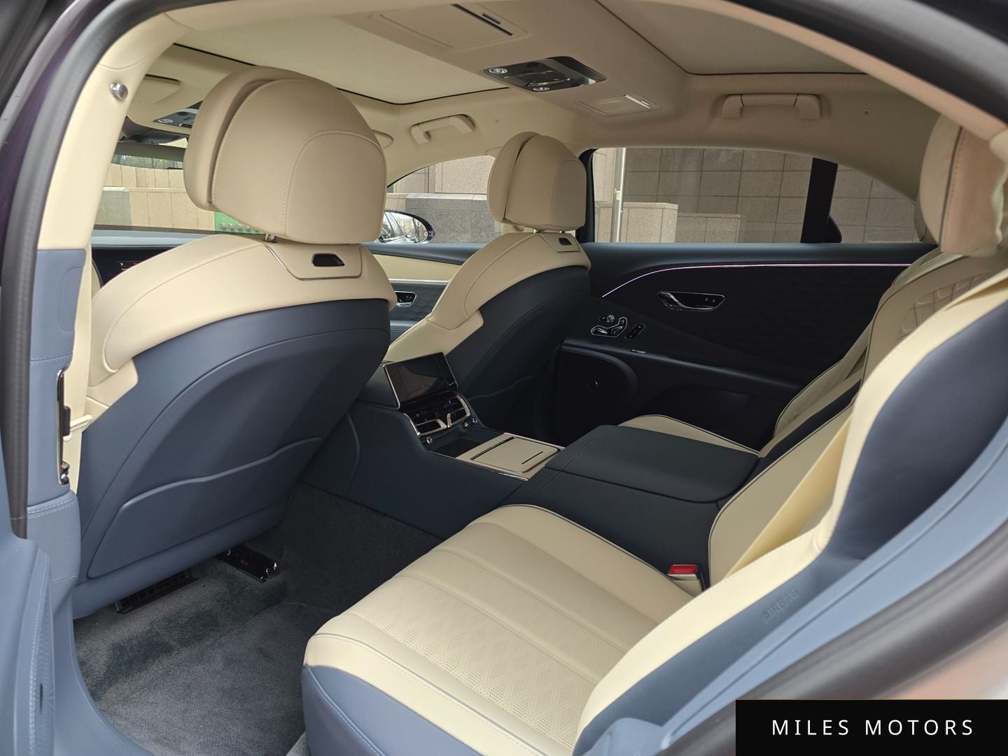 Bentley Flying Spur 2026 — миниатюра 9