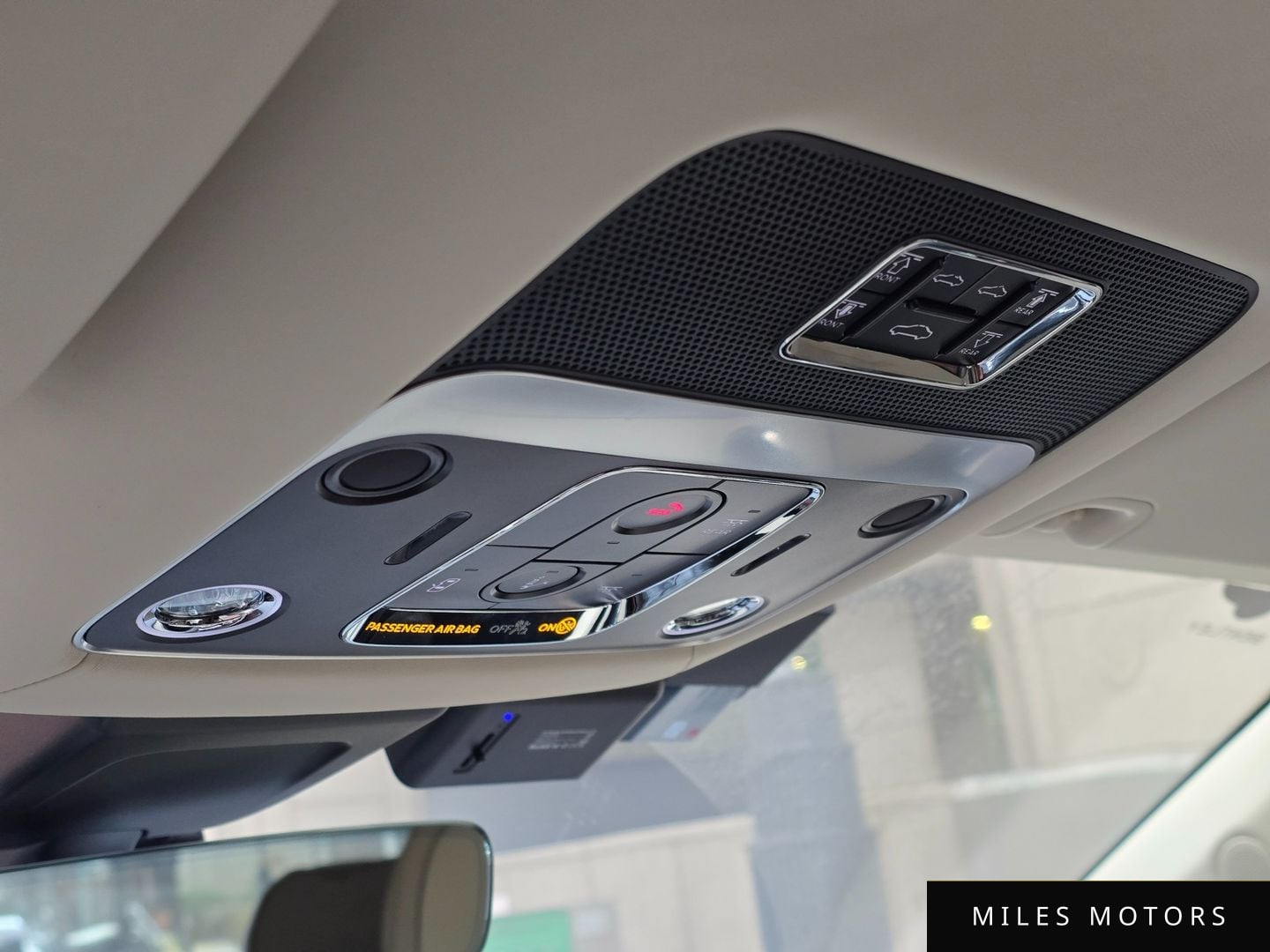 Bentley Flying Spur 2026 — миниатюра 16