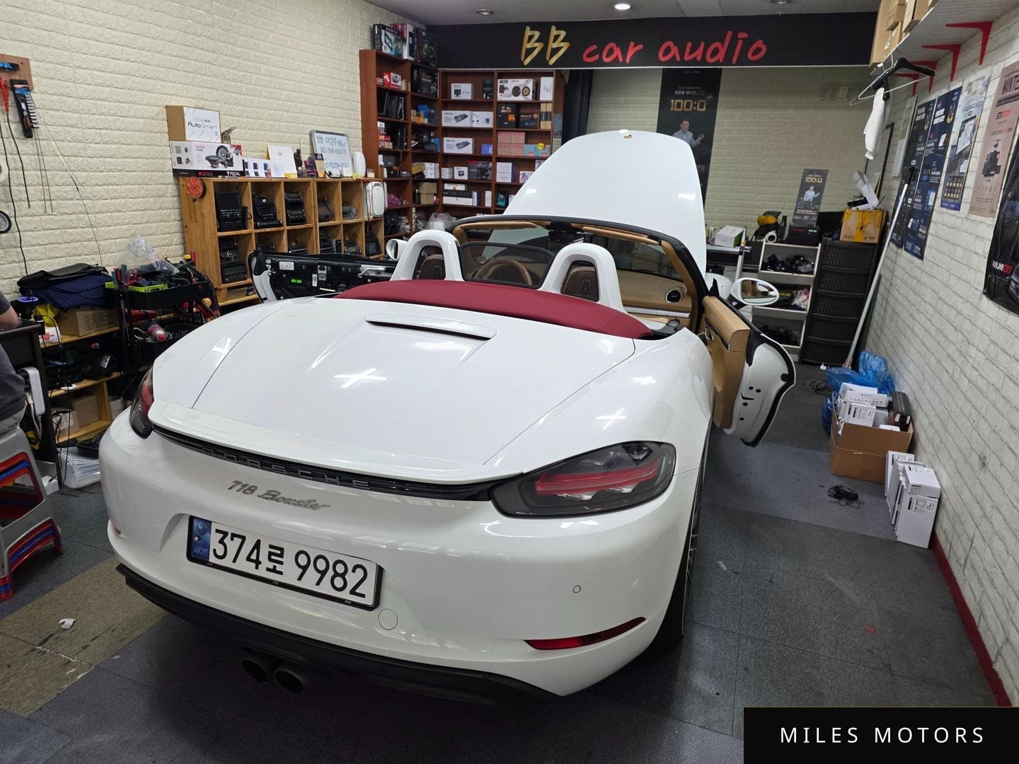 Porsche 718 2017 — миниатюра 8