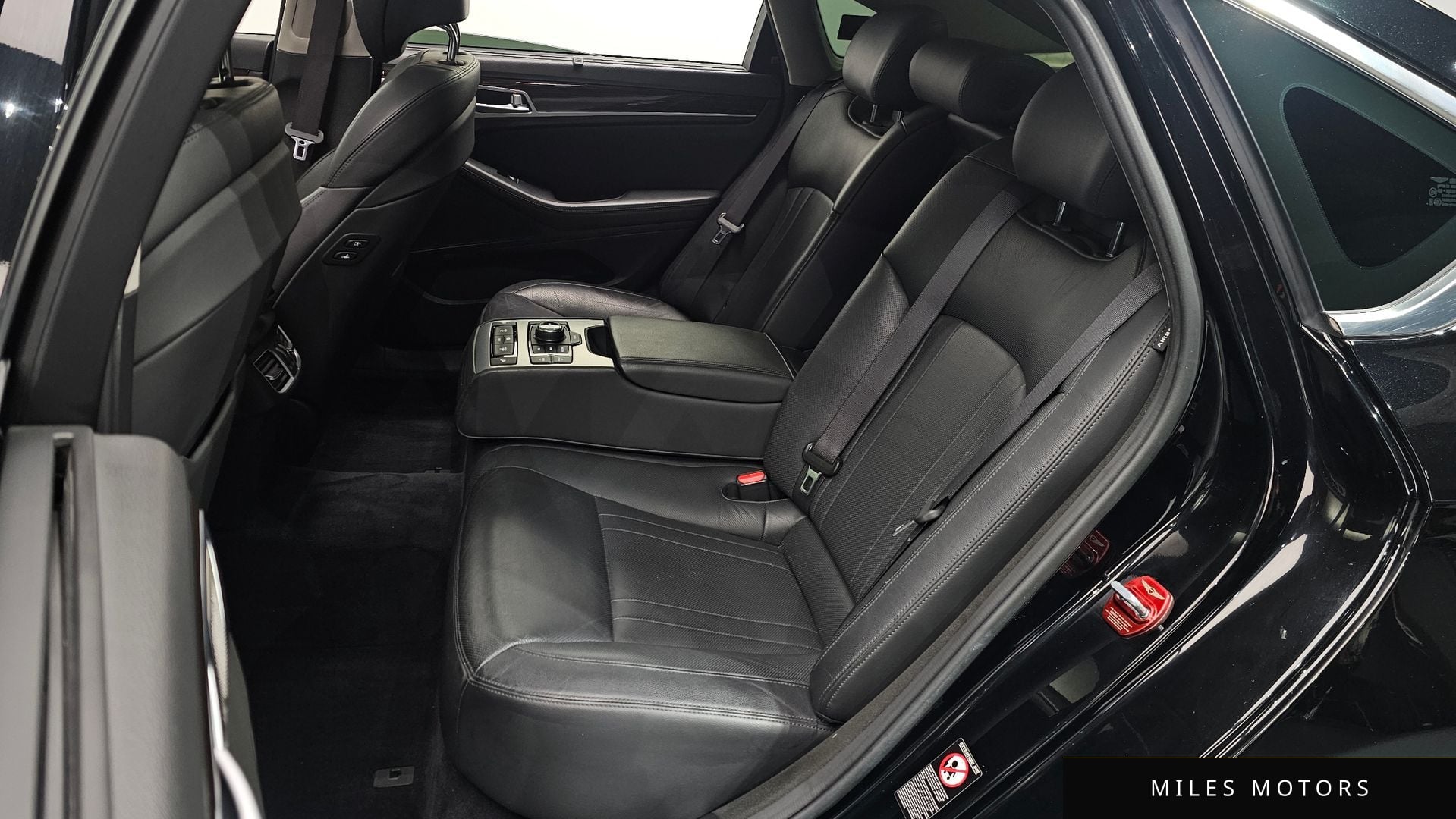 Genesis G80 2017 — миниатюра 12