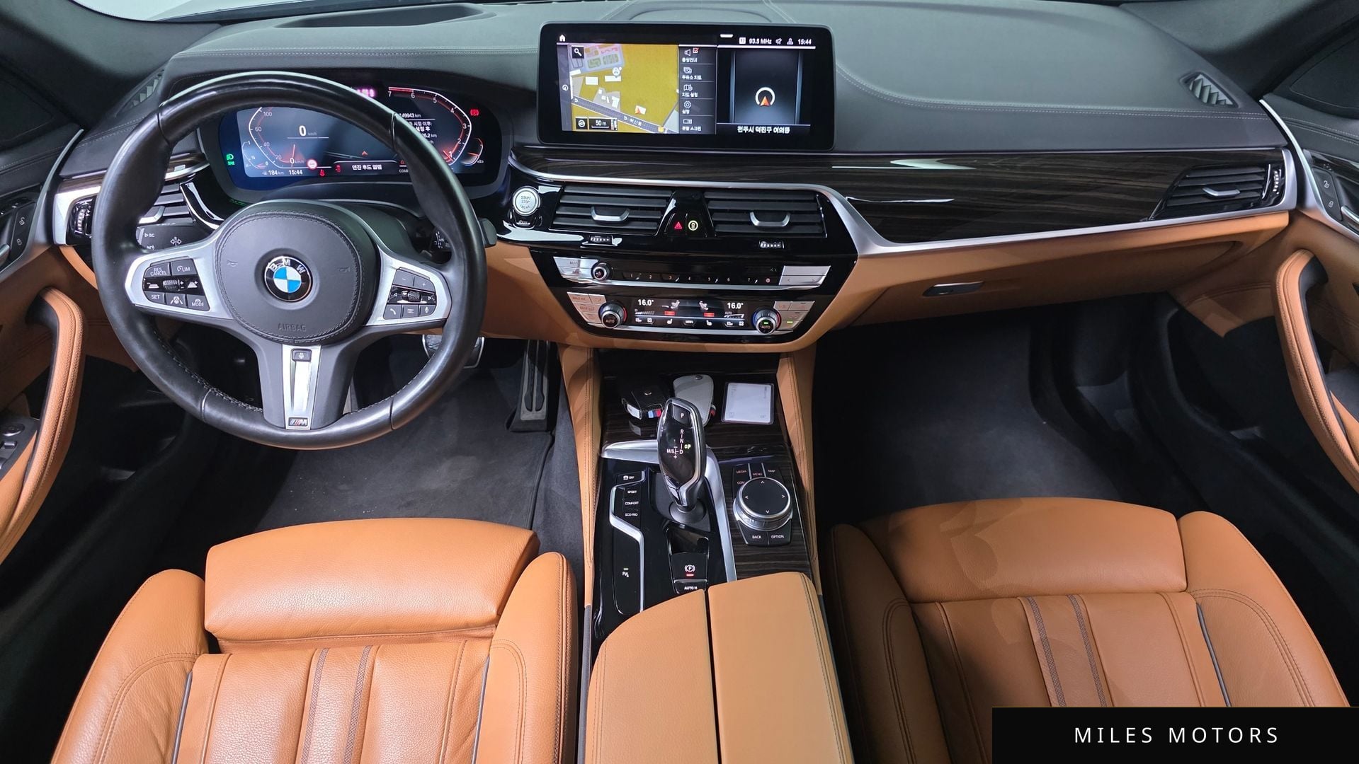 BMW 5 Series (G30) 2021 — миниатюра 7