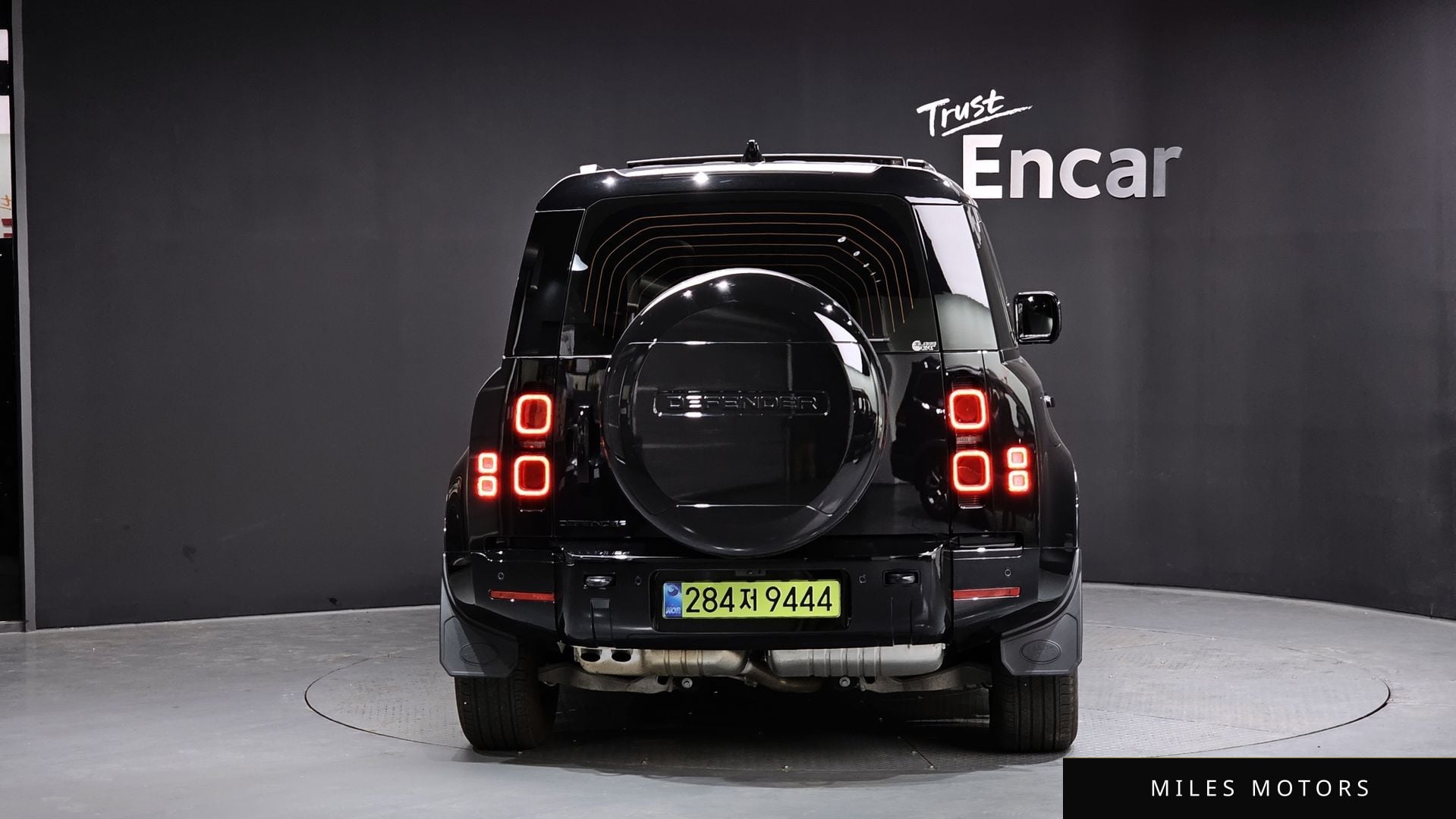 Land Rover Defender 2025 — миниатюра 4