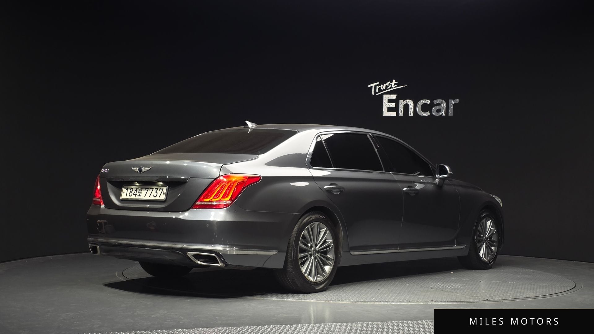 Genesis EQ900 2016 — миниатюра 2