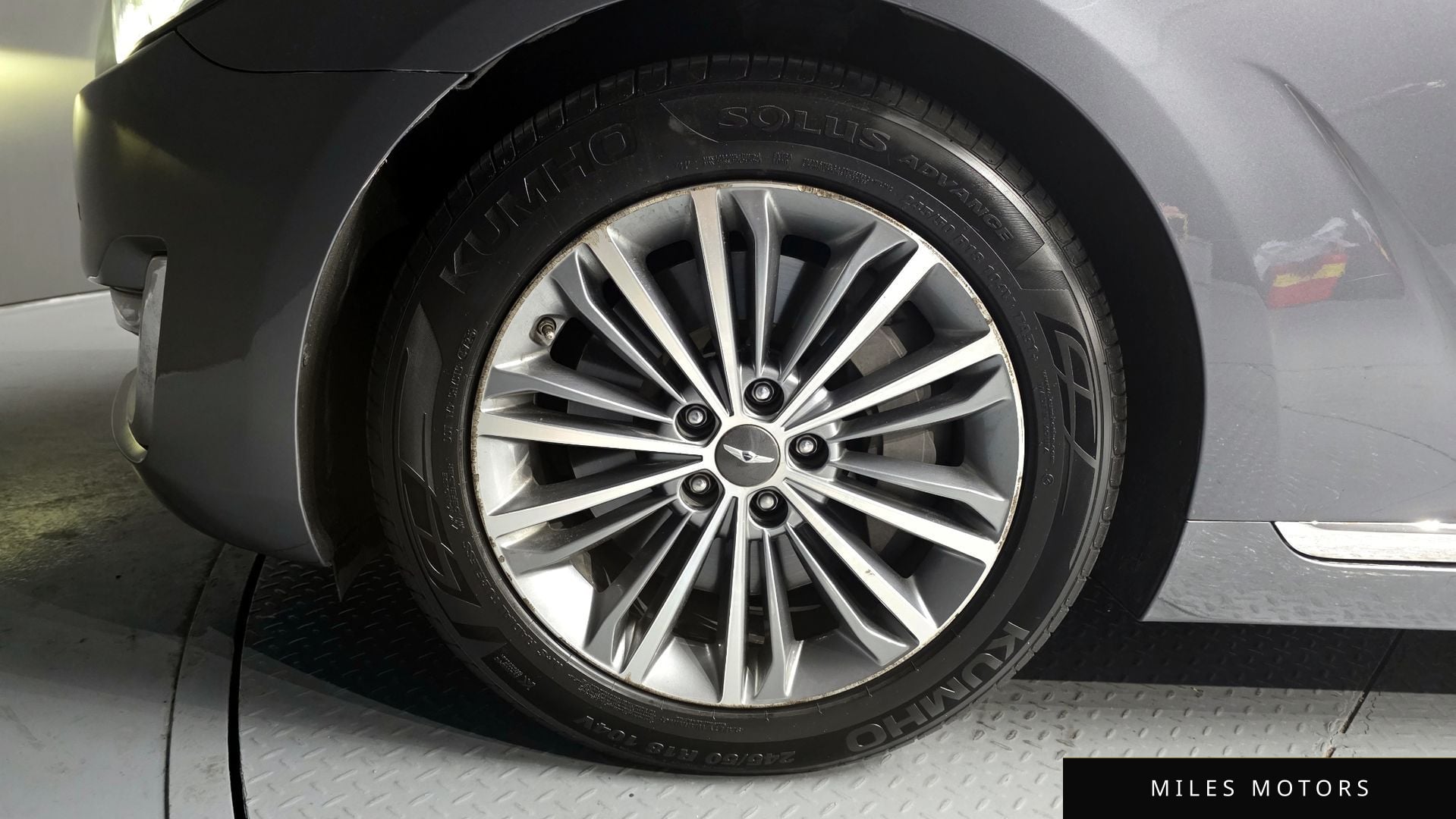 Genesis EQ900 2016 — миниатюра 5