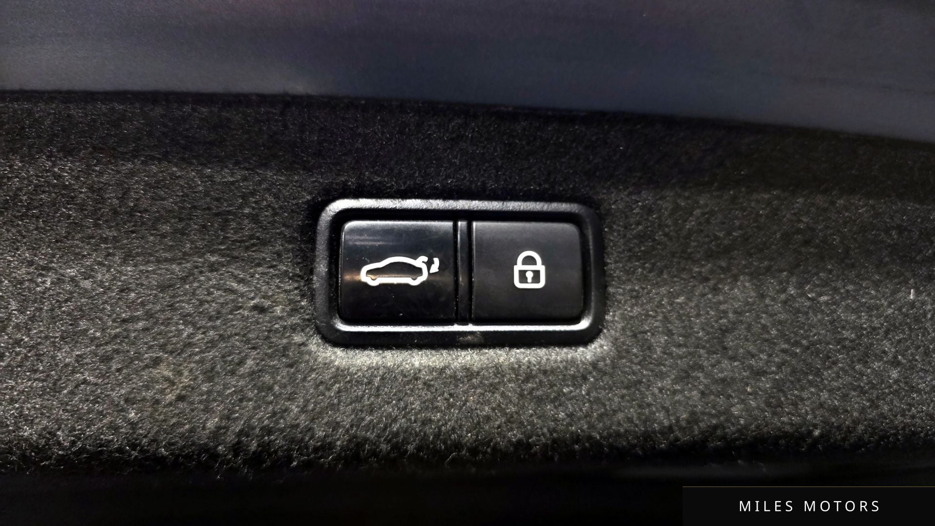 Genesis EQ900 2016 — миниатюра 20