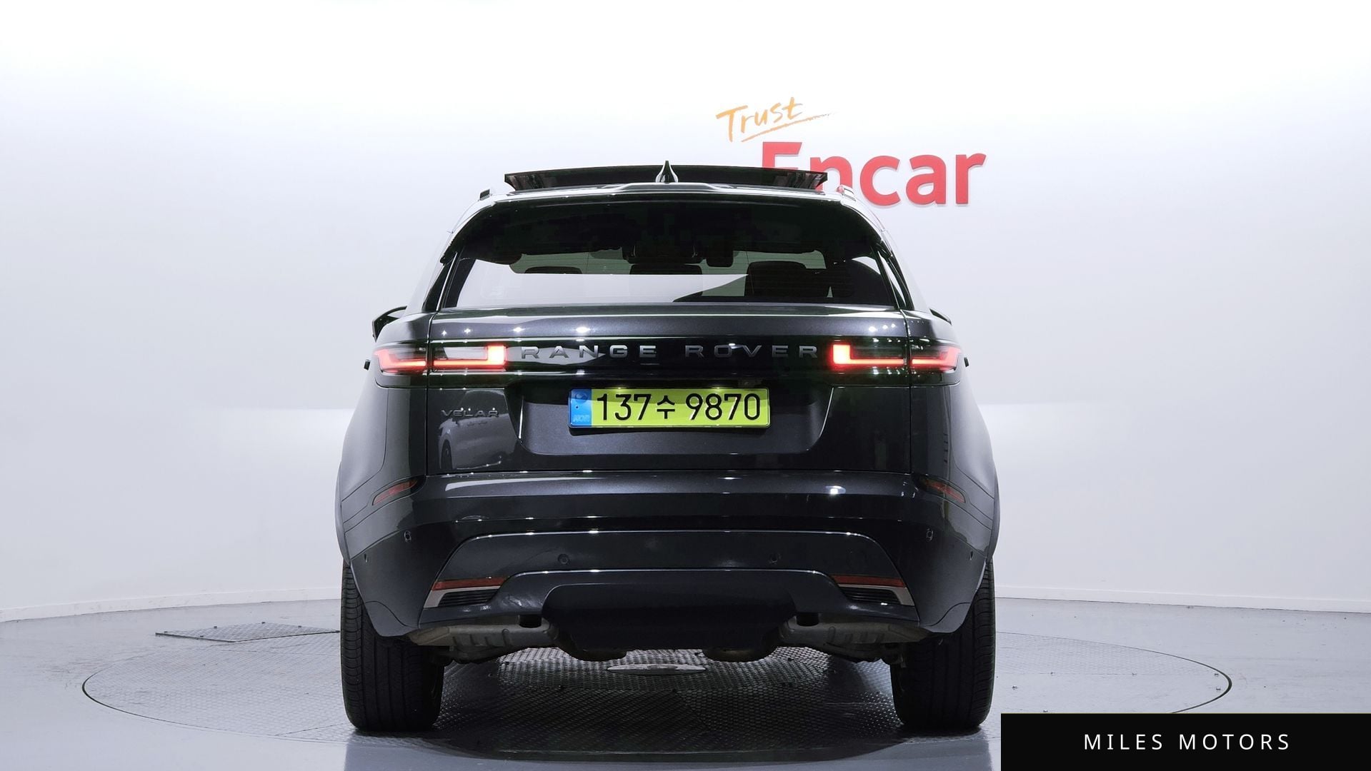 Land Rover Range Rover Velar 2025 — миниатюра 4