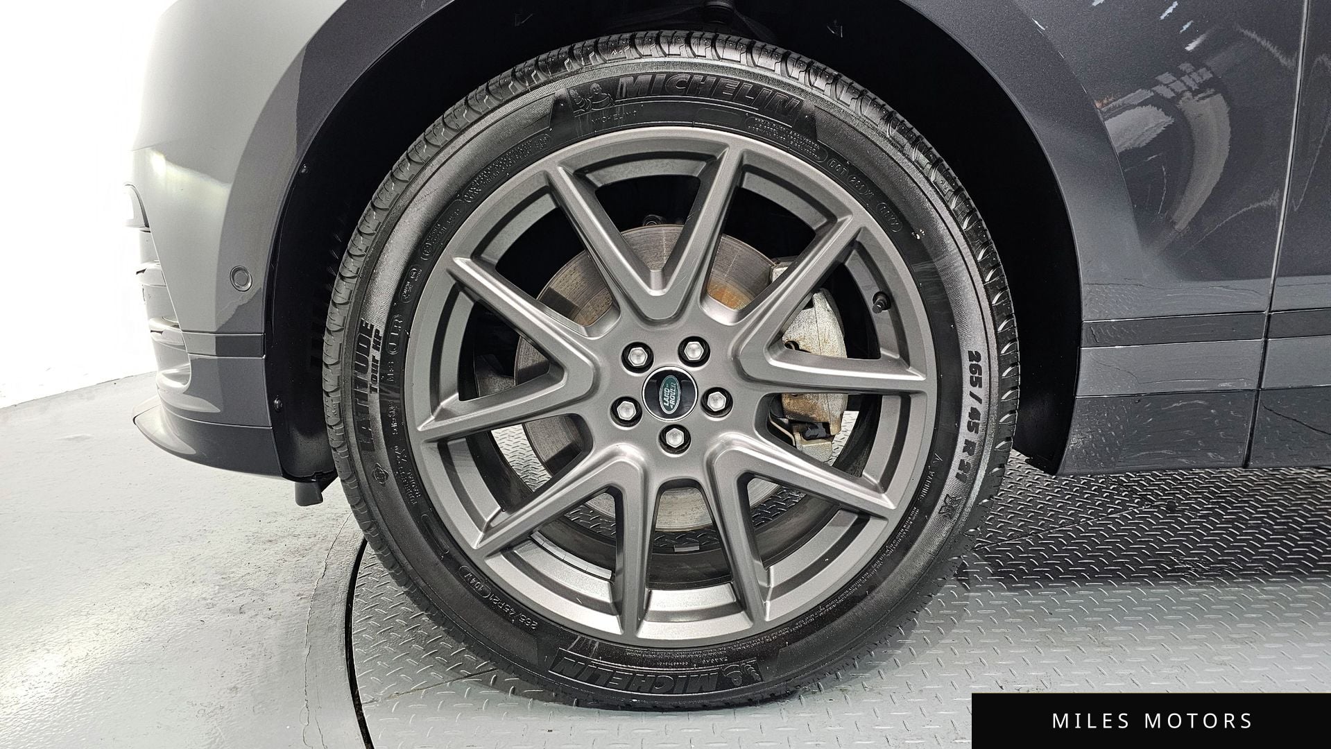 Land Rover Range Rover Velar 2025 — миниатюра 5