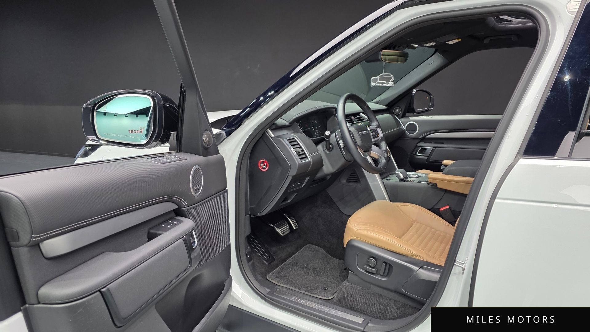 Land Rover Discovery 2024 — миниатюра 11