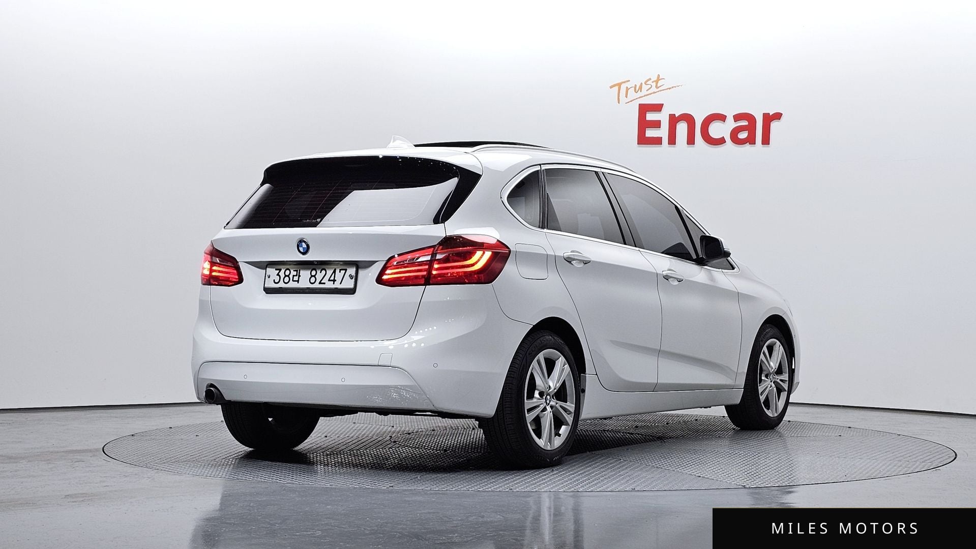 BMW 2시리즈 액티브 투어러 (F45) 2015 — миниатюра 2