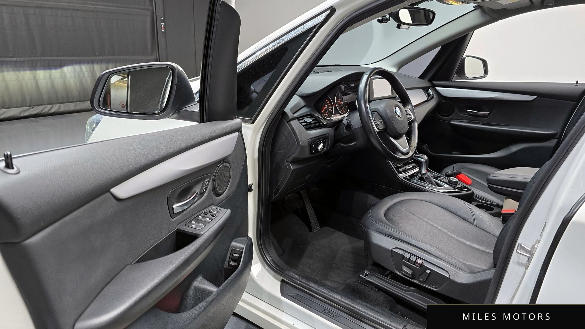 BMW 2시리즈 액티브 투어러 (F45) 2015 — миниатюра 11