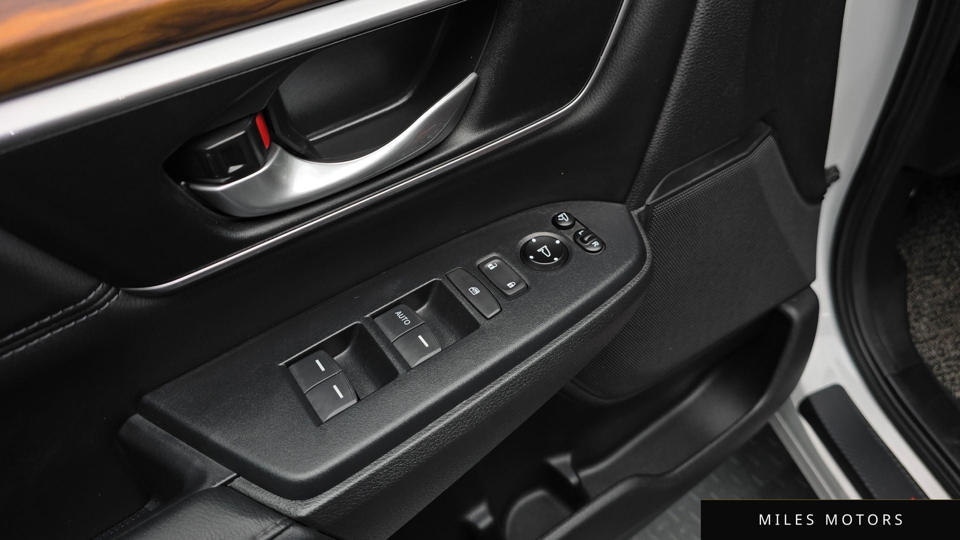 Honda CR-V 2019 — миниатюра 17