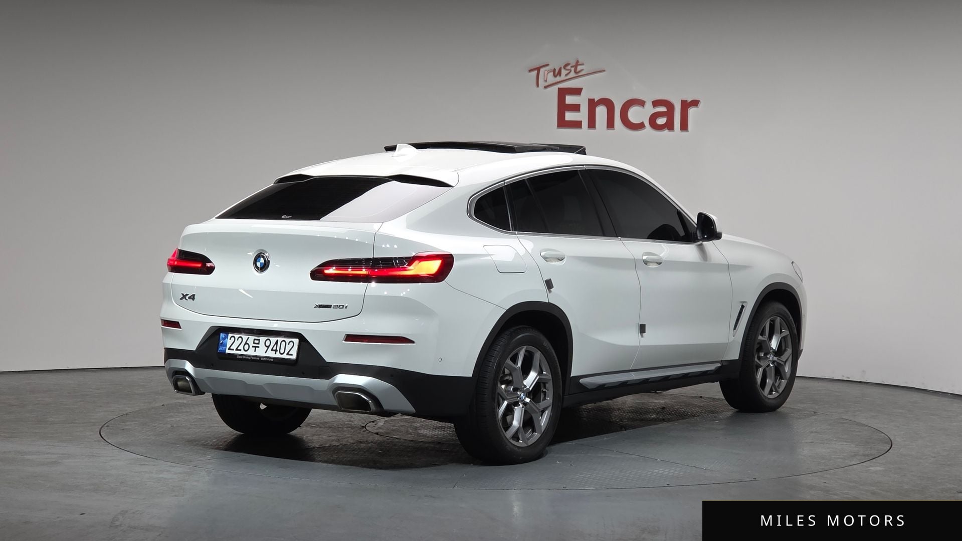BMW X4 (G02) 2023 — фото 1 из 12