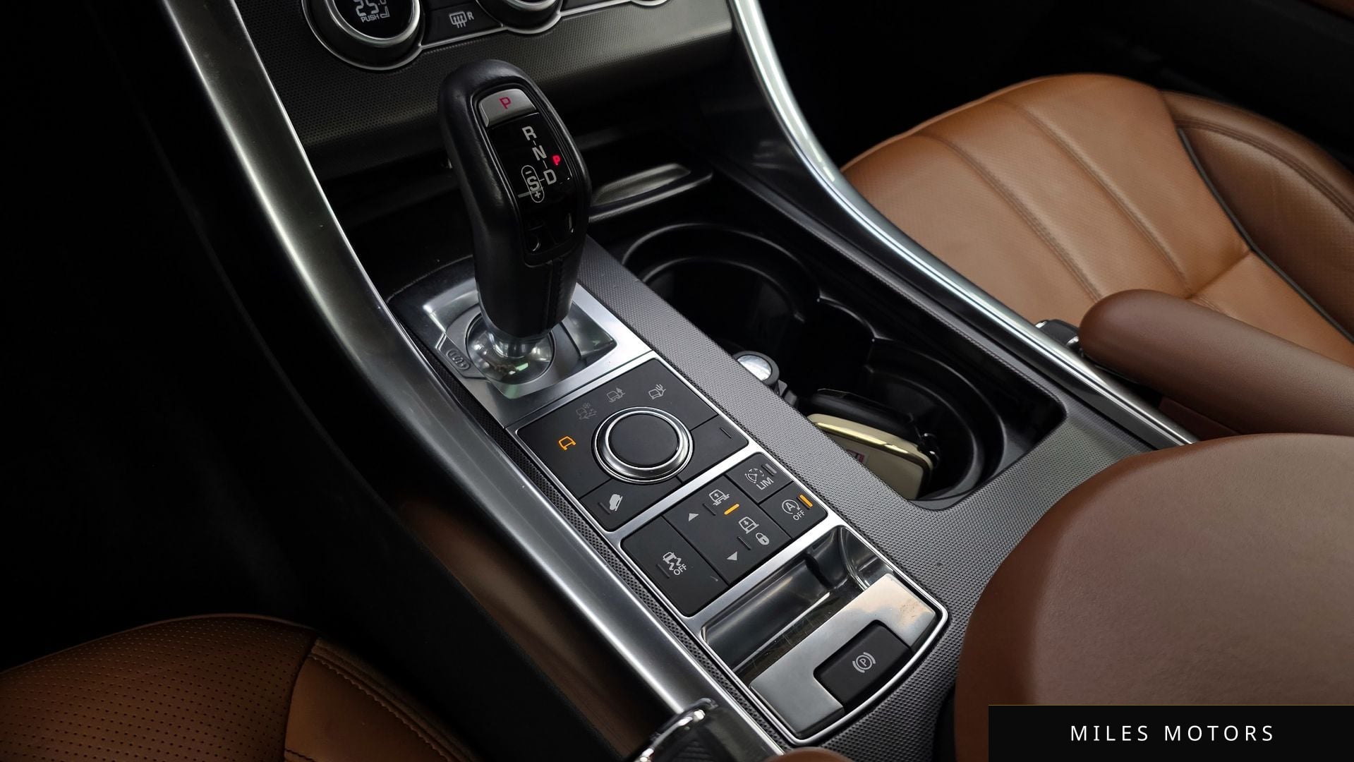 Land Rover Range Rover Sport 2017 — миниатюра 9