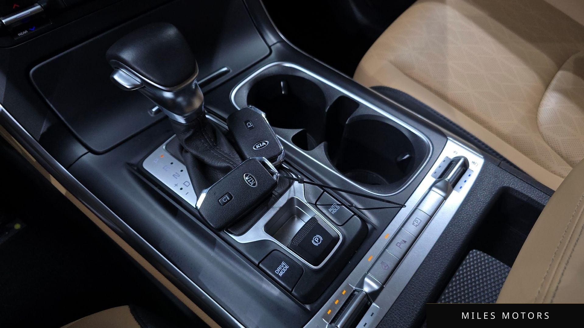 Kia Carnival 2021 — миниатюра 9