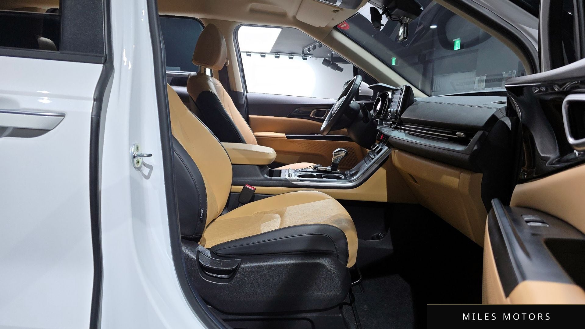 Kia Carnival 2021 — миниатюра 11