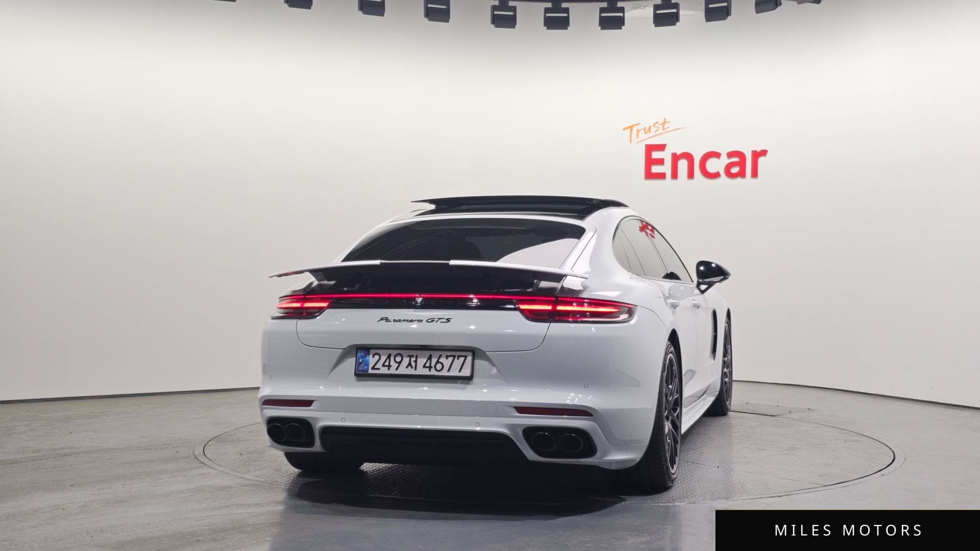 Porsche Panamera 2020 — миниатюра 4