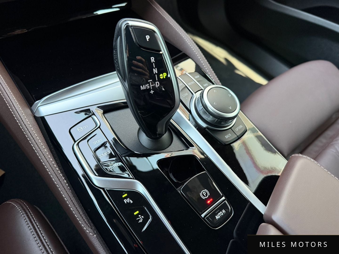 BMW 6 Series GT (G32) 2022 — миниатюра 9