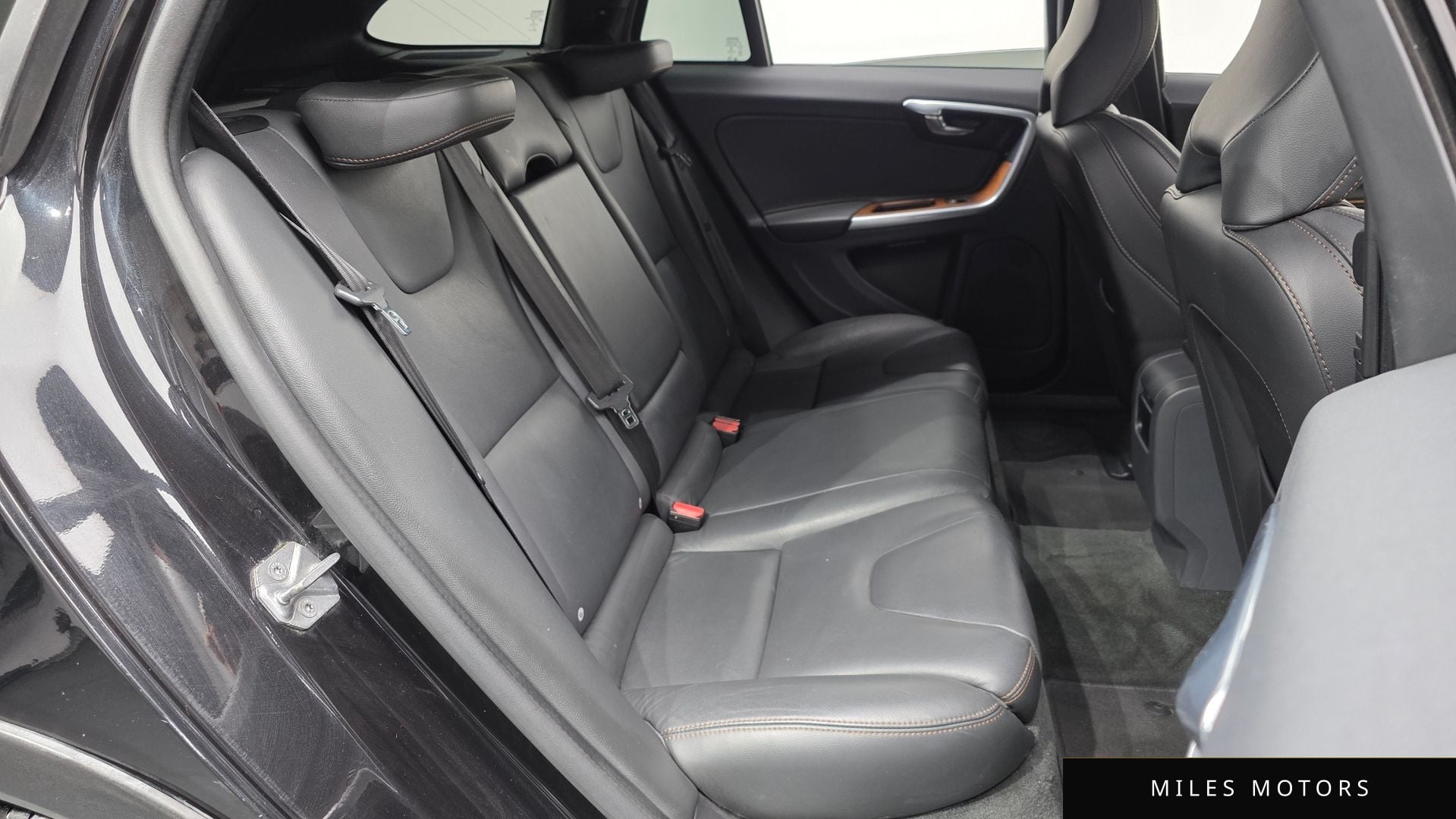 Volvo V60 2016 — миниатюра 12