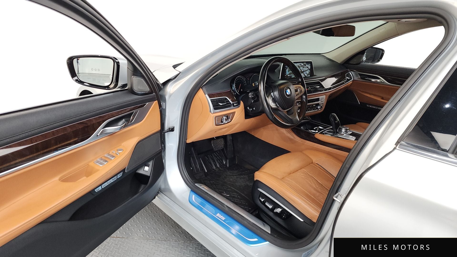 BMW 7시리즈 (G11) 2016 — миниатюра 10