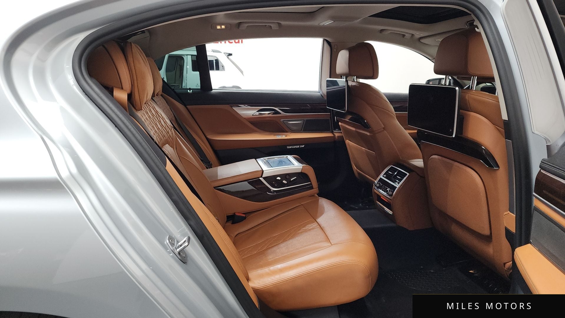 BMW 7시리즈 (G11) 2016 — миниатюра 12
