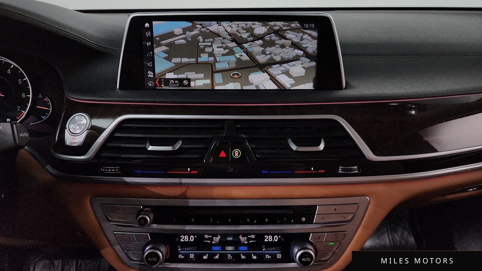 BMW 7시리즈 (G11) 2016 — миниатюра 14