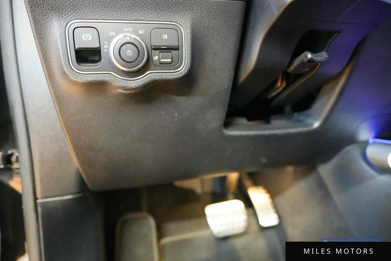 Mercedes-Benz GLB-Class X247 2022 — миниатюра 11