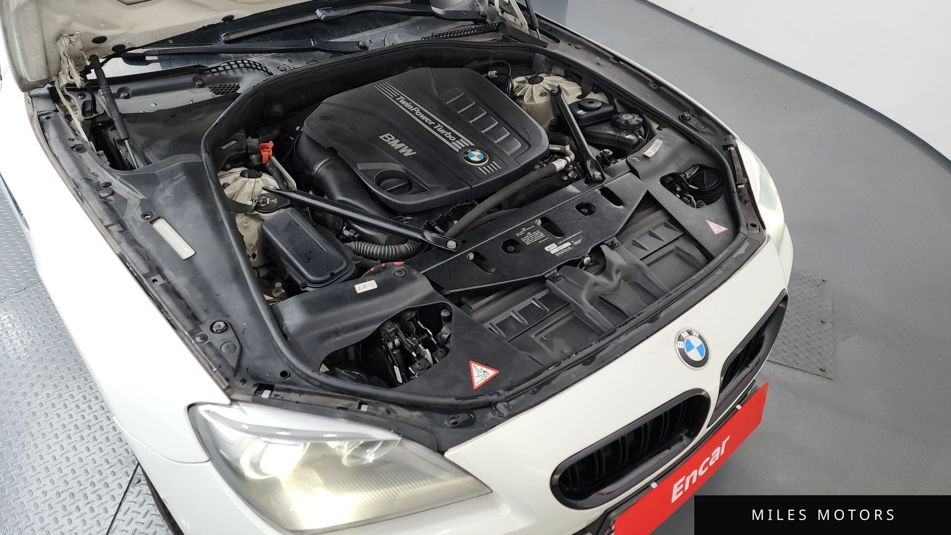 BMW 6 Series (F12) 2014 — миниатюра 6