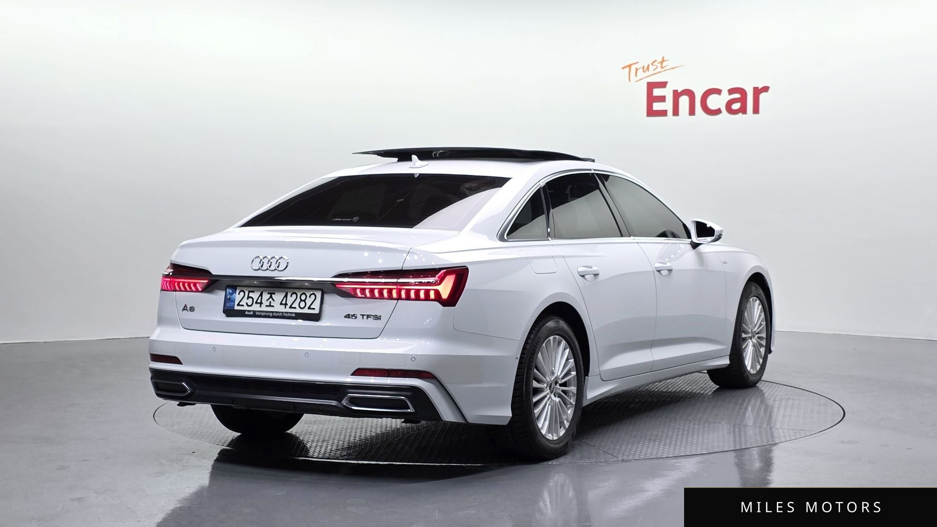 Audi A6 (C8) 2021 — миниатюра 2