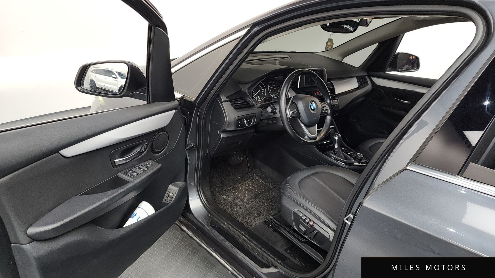 BMW 2-Series 2018 — миниатюра 10