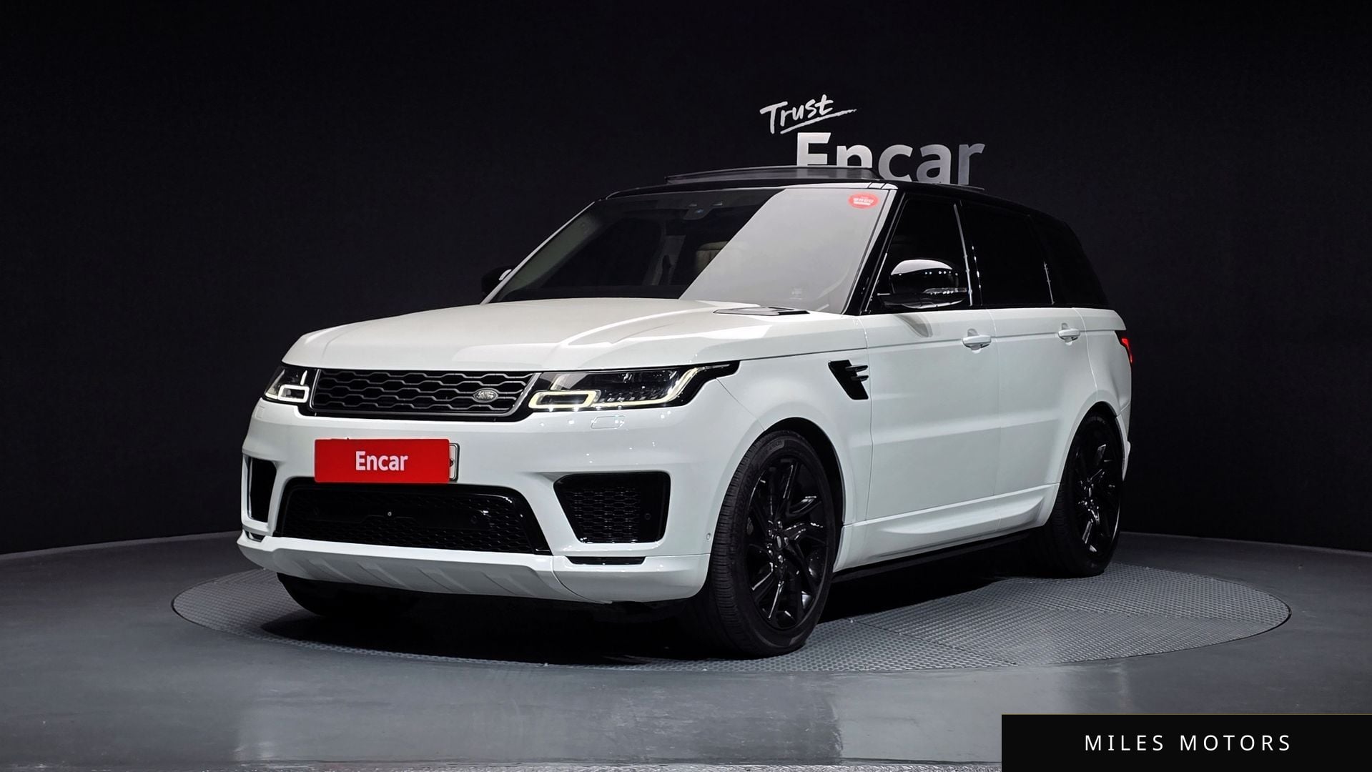 Land Rover Range Rover Sport 2019 — фото 1 из 12