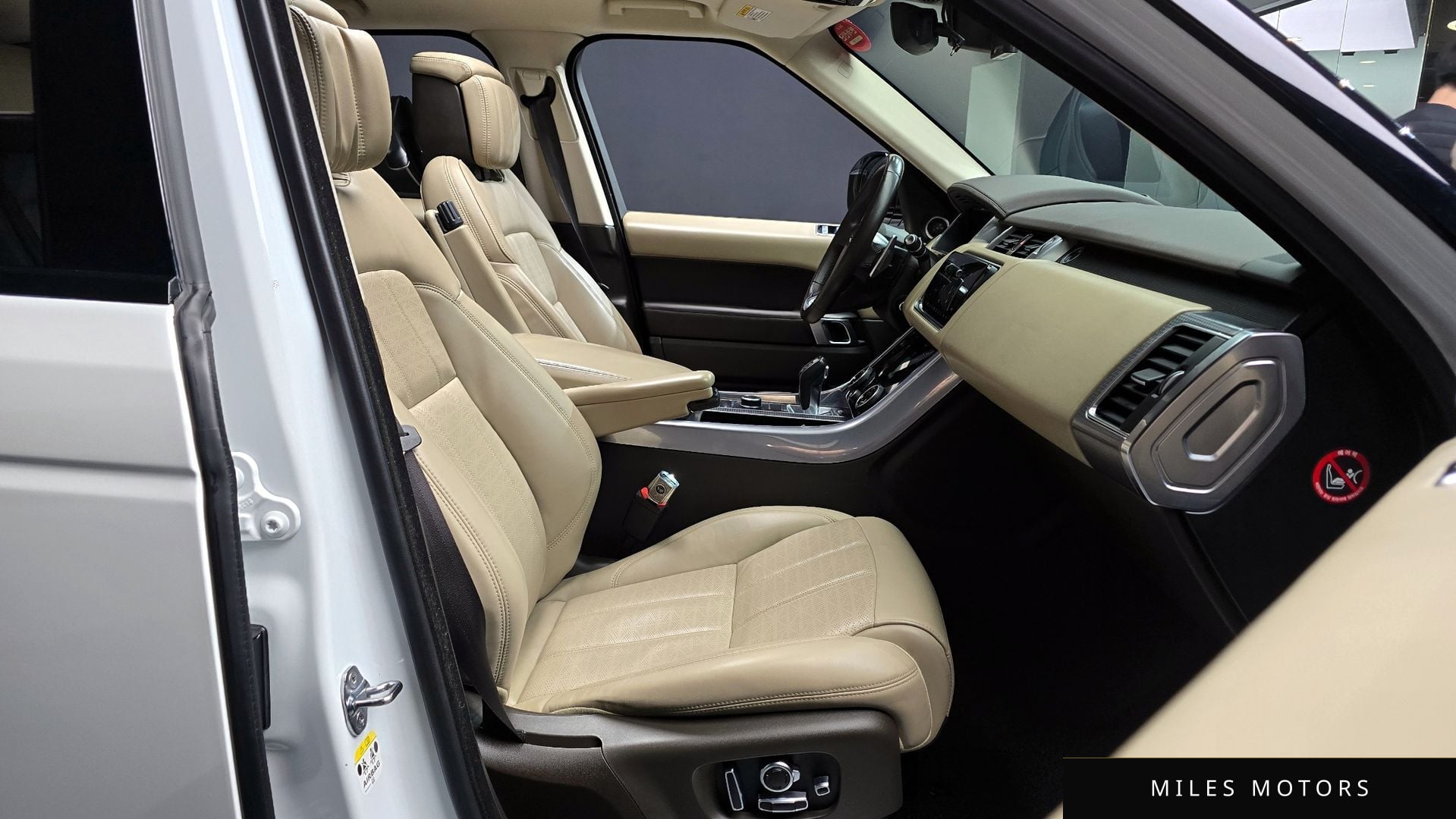 Land Rover Range Rover Sport 2019 — миниатюра 10