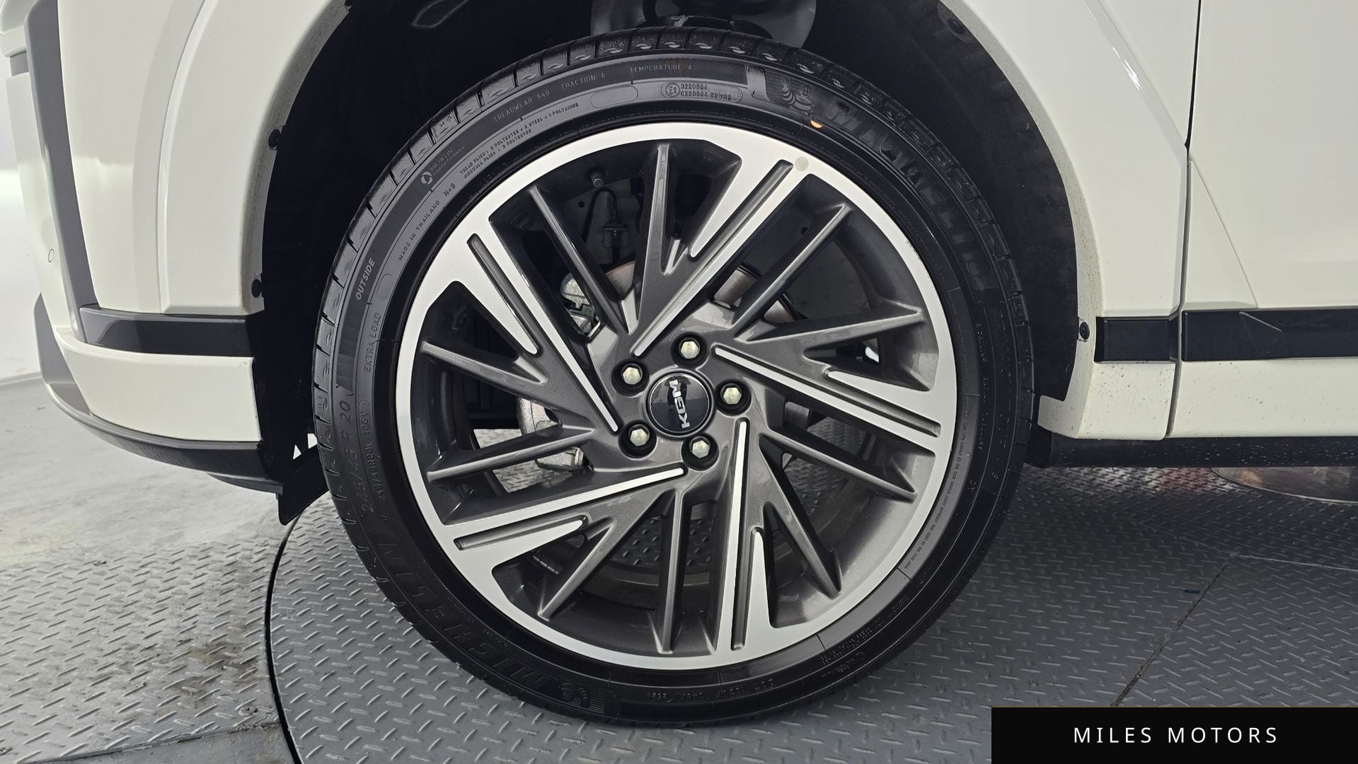KG Mobility 액티언 2025 — миниатюра 4