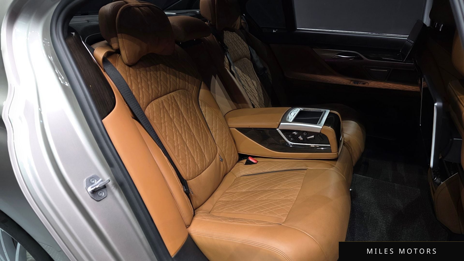 BMW 7시리즈 (G11) 2020 — миниатюра 12