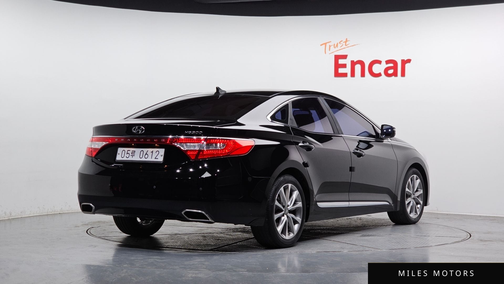 Hyundai Grandeur 2015 — миниатюра 2