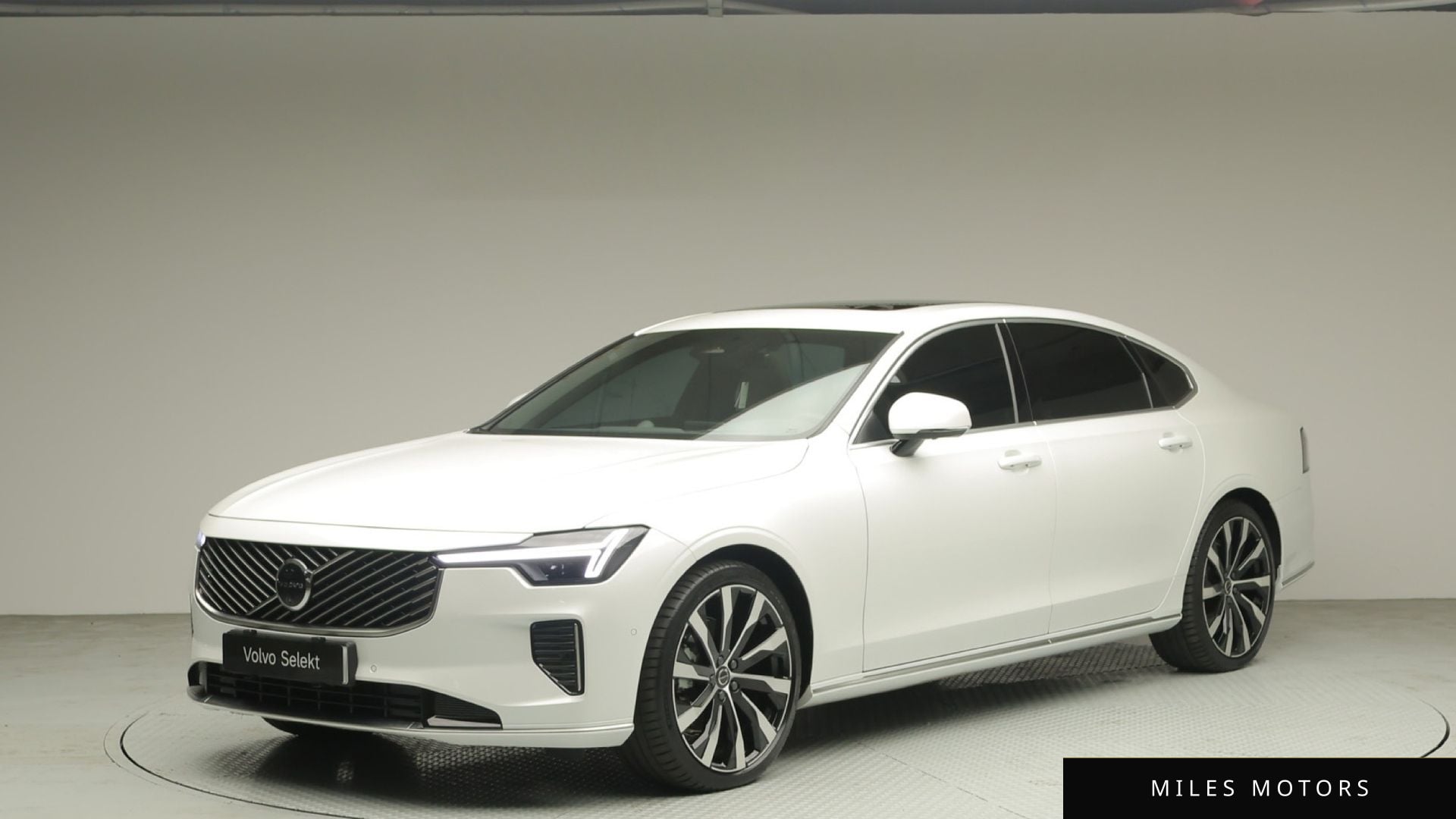 Volvo S90 2026