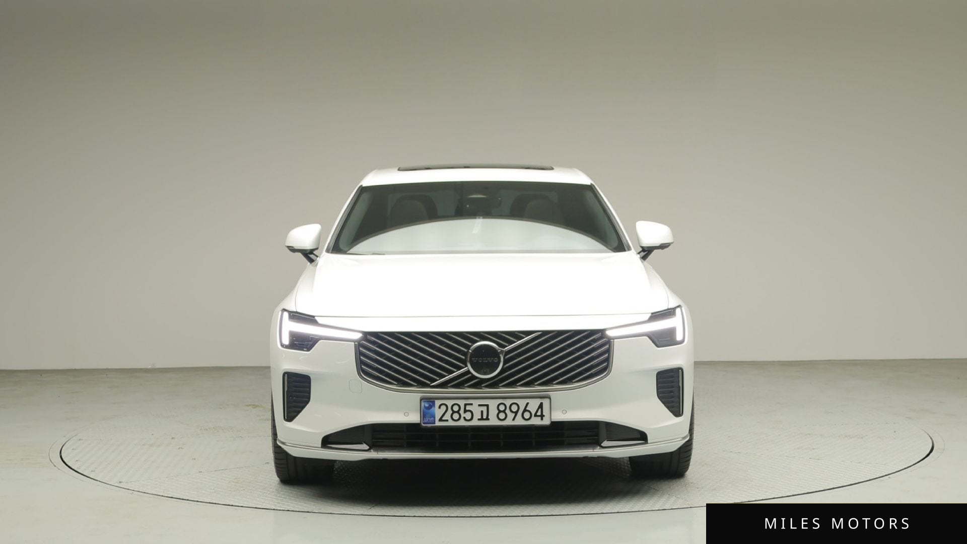 Volvo S90 2026 — миниатюра 2