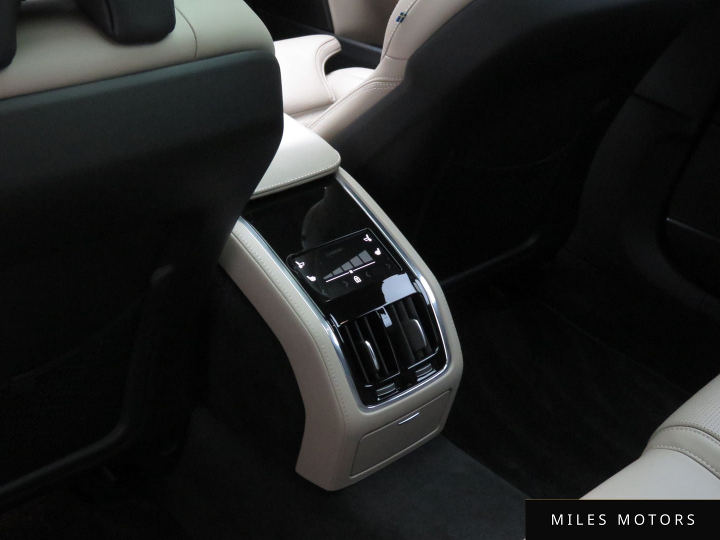 Volvo S90 2026 — миниатюра 12