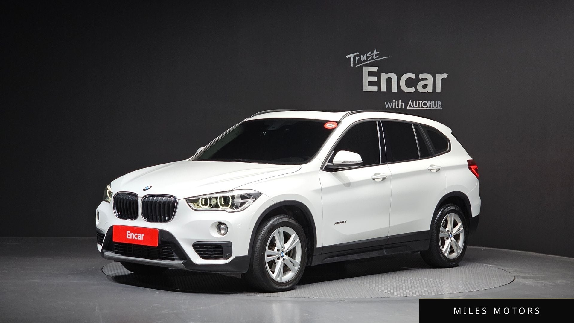 BMW X1 (F48) 2016 — фото 1 из 12