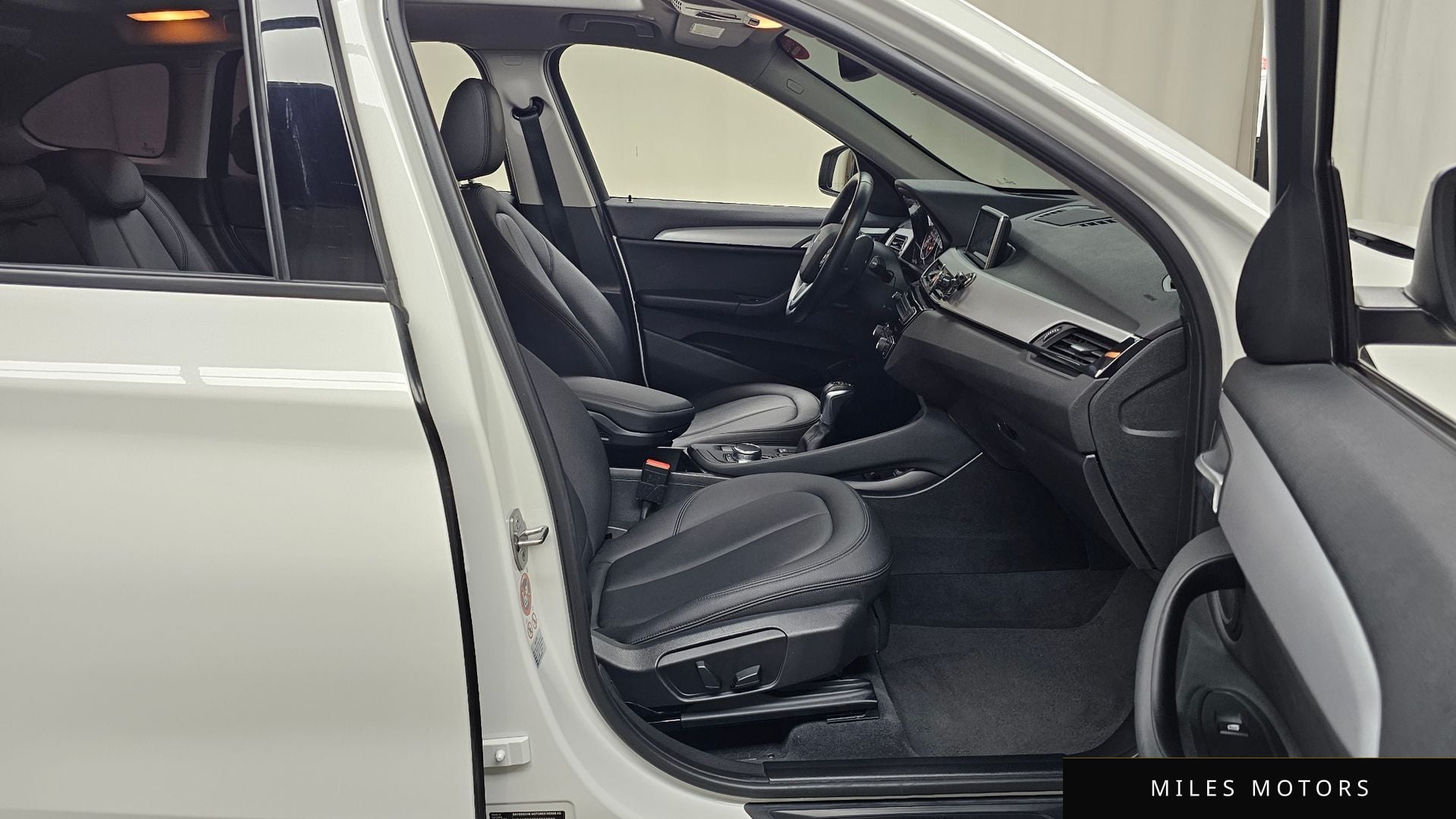 BMW X1 (F48) 2016 — миниатюра 11