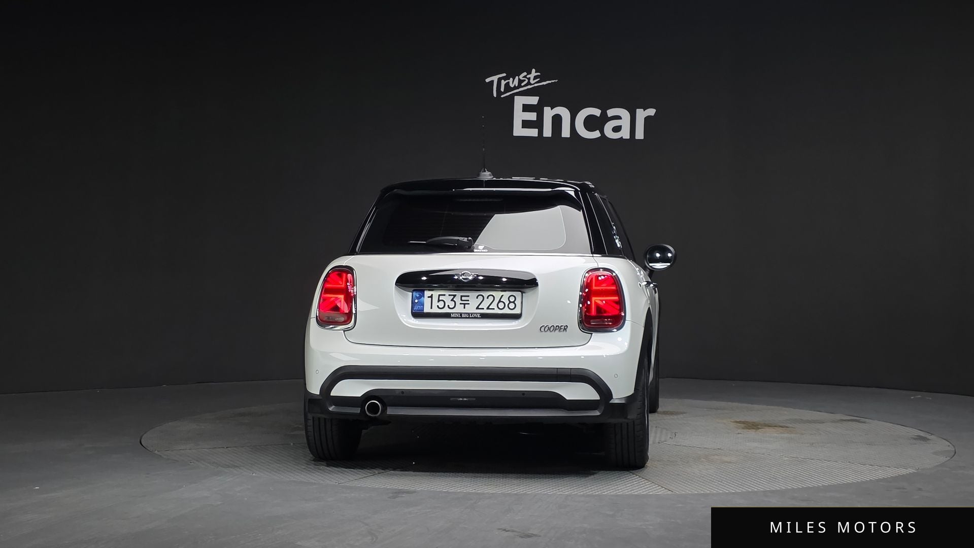 MINI Cooper 2023 — миниатюра 4