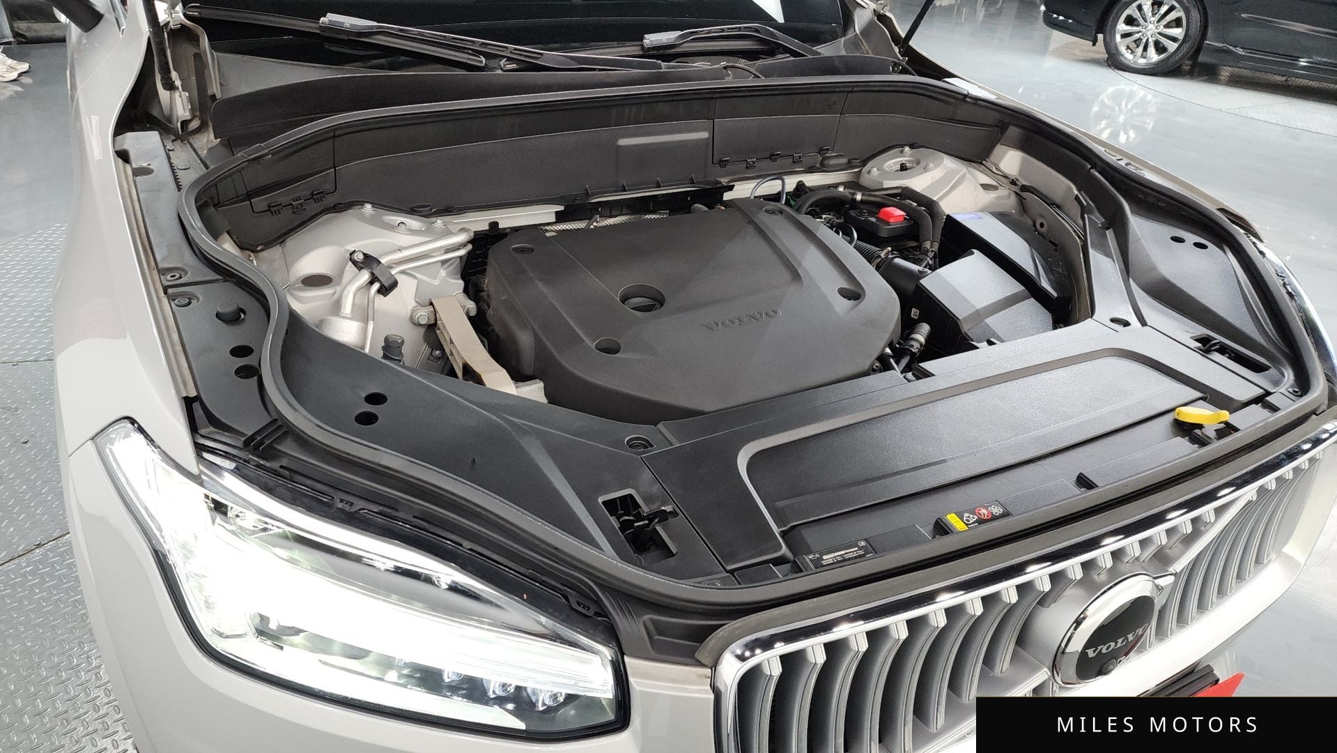 Volvo XC90 2023 — миниатюра 6