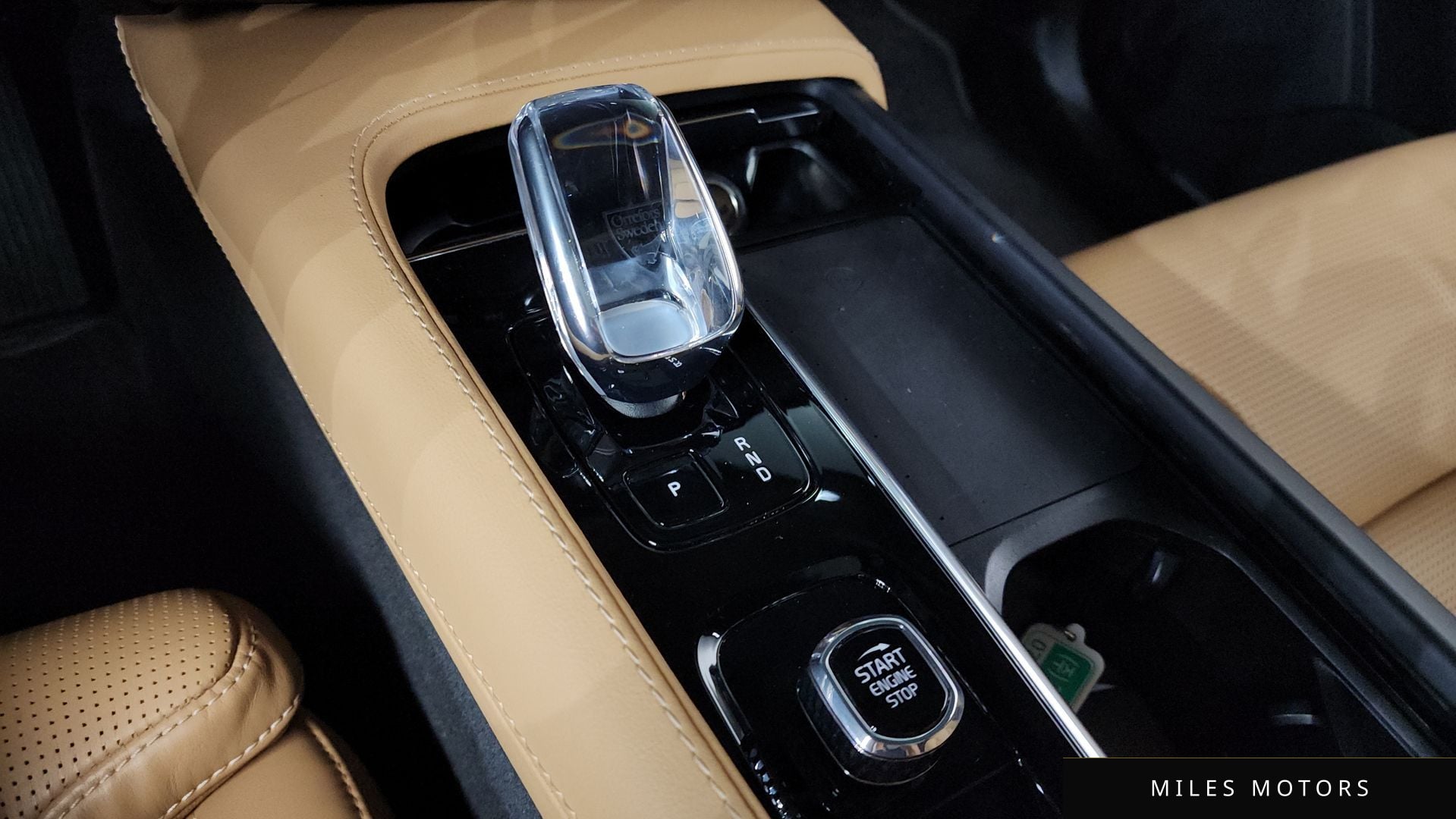 Volvo XC90 2023 — миниатюра 9