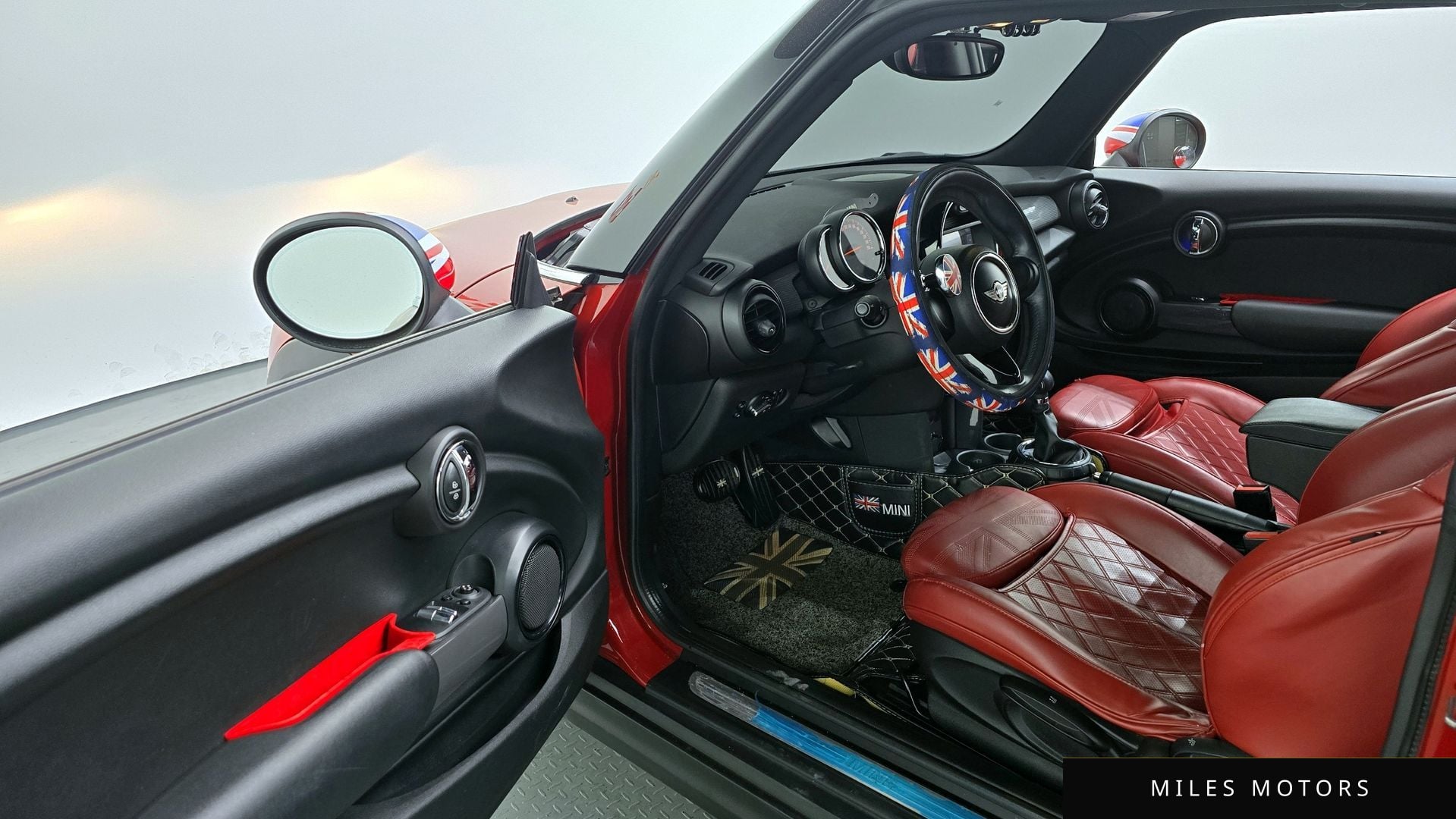 MINI Cooper D 2014 — миниатюра 10