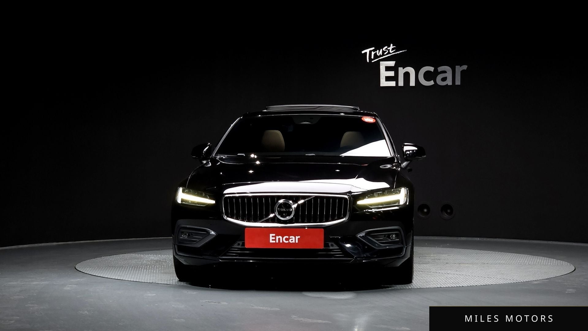 Volvo S60 2023 — миниатюра 3