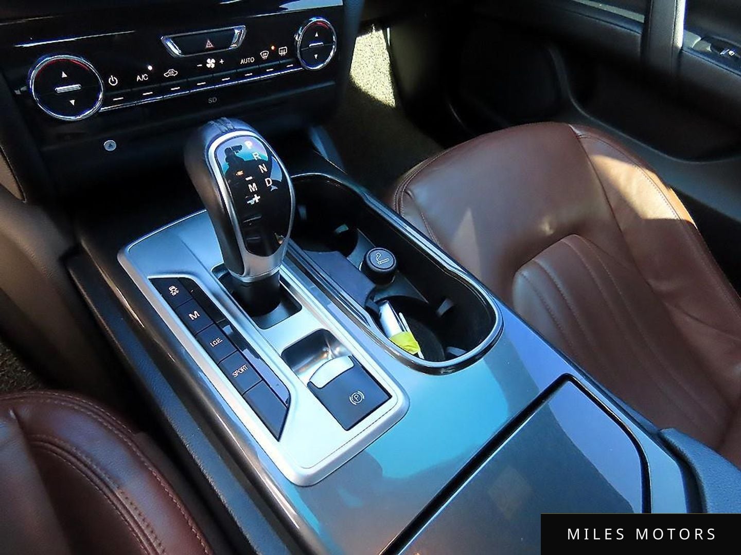 Maserati Ghibli 2015 — миниатюра 10