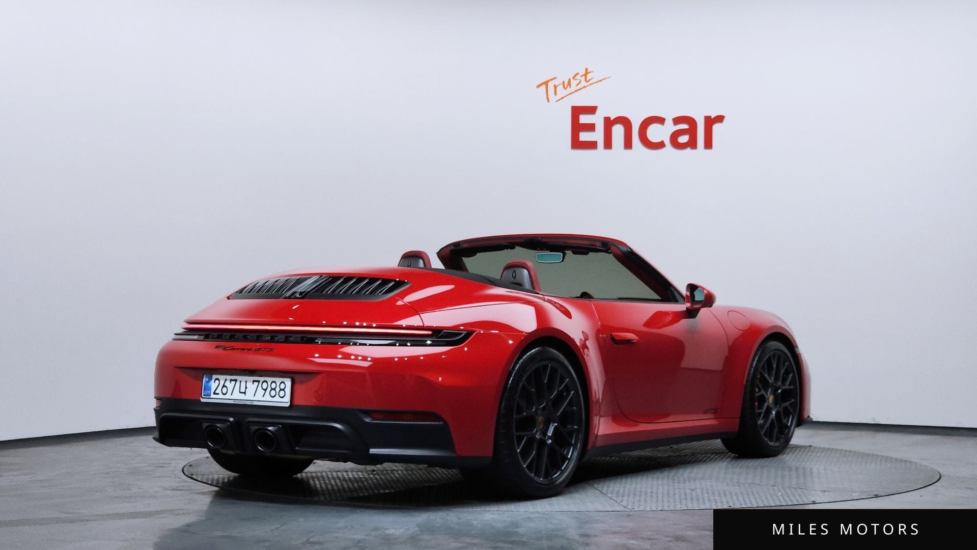 Porsche 911 (992) 2025 — миниатюра 2