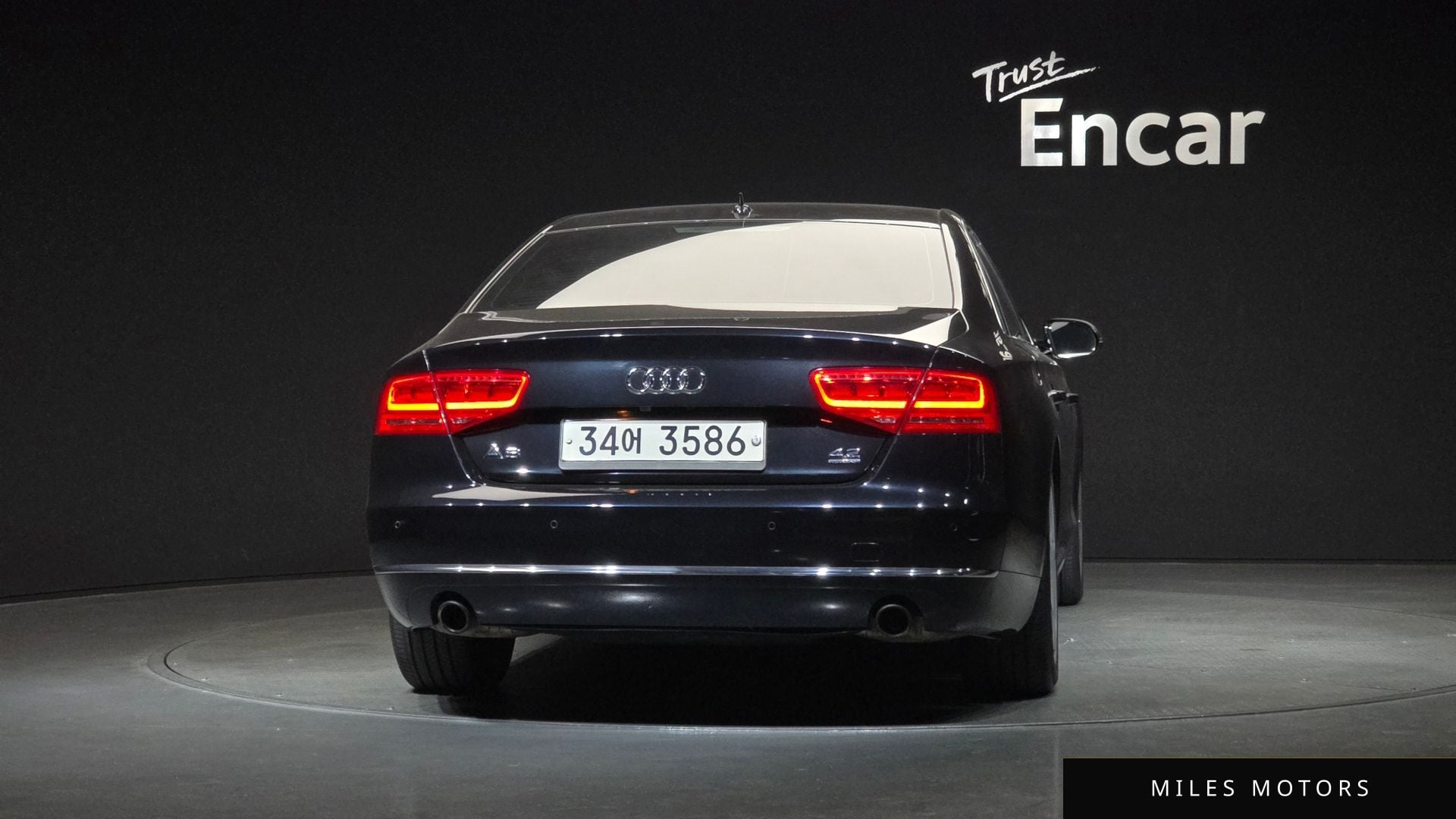 Audi A8 2011 — миниатюра 4