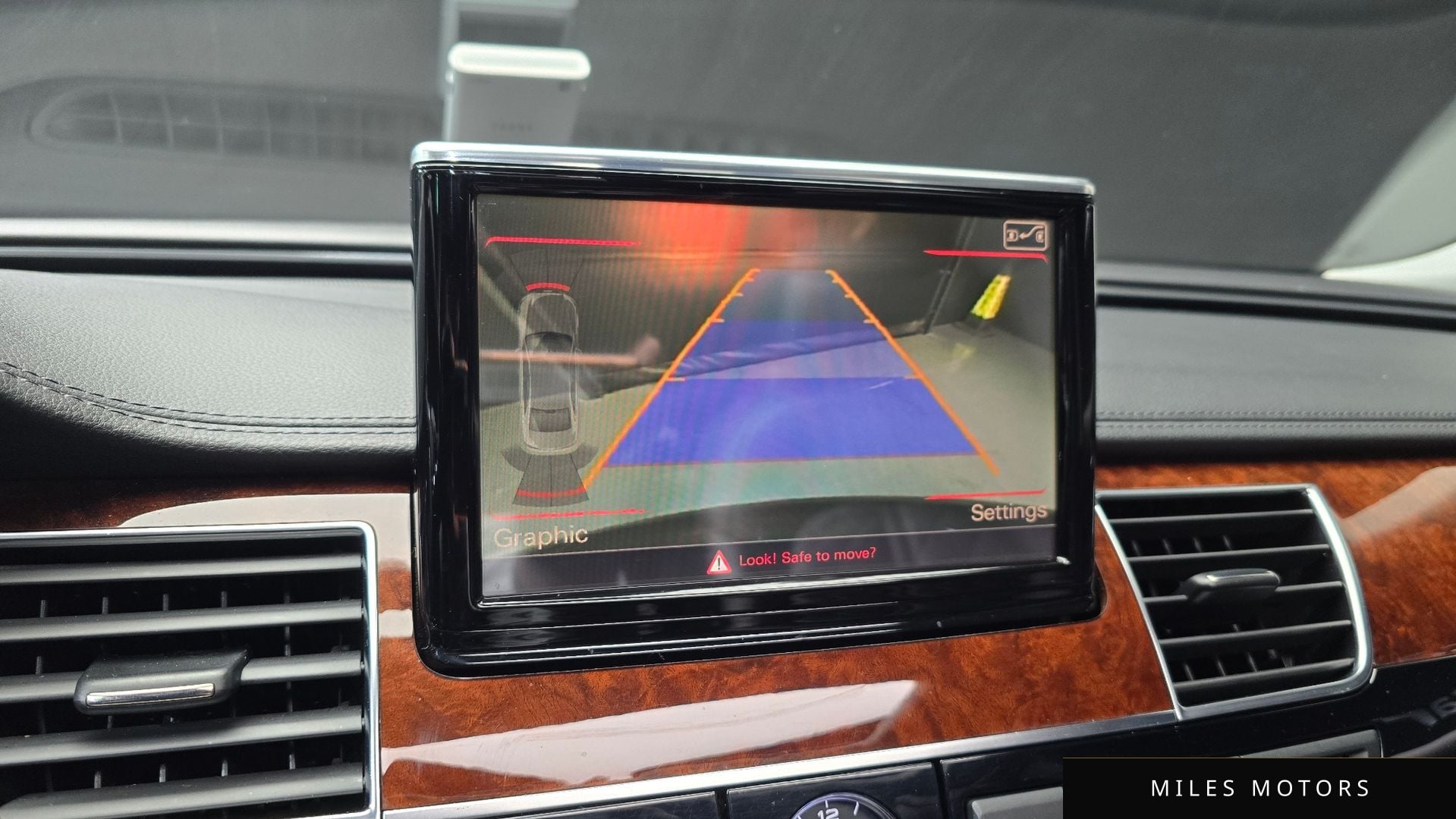 Audi A8 2011 — миниатюра 15