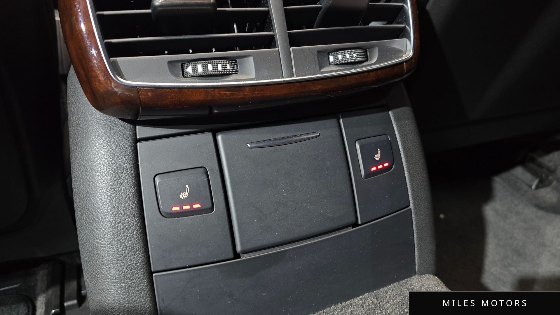 Audi A8 2011 — миниатюра 18